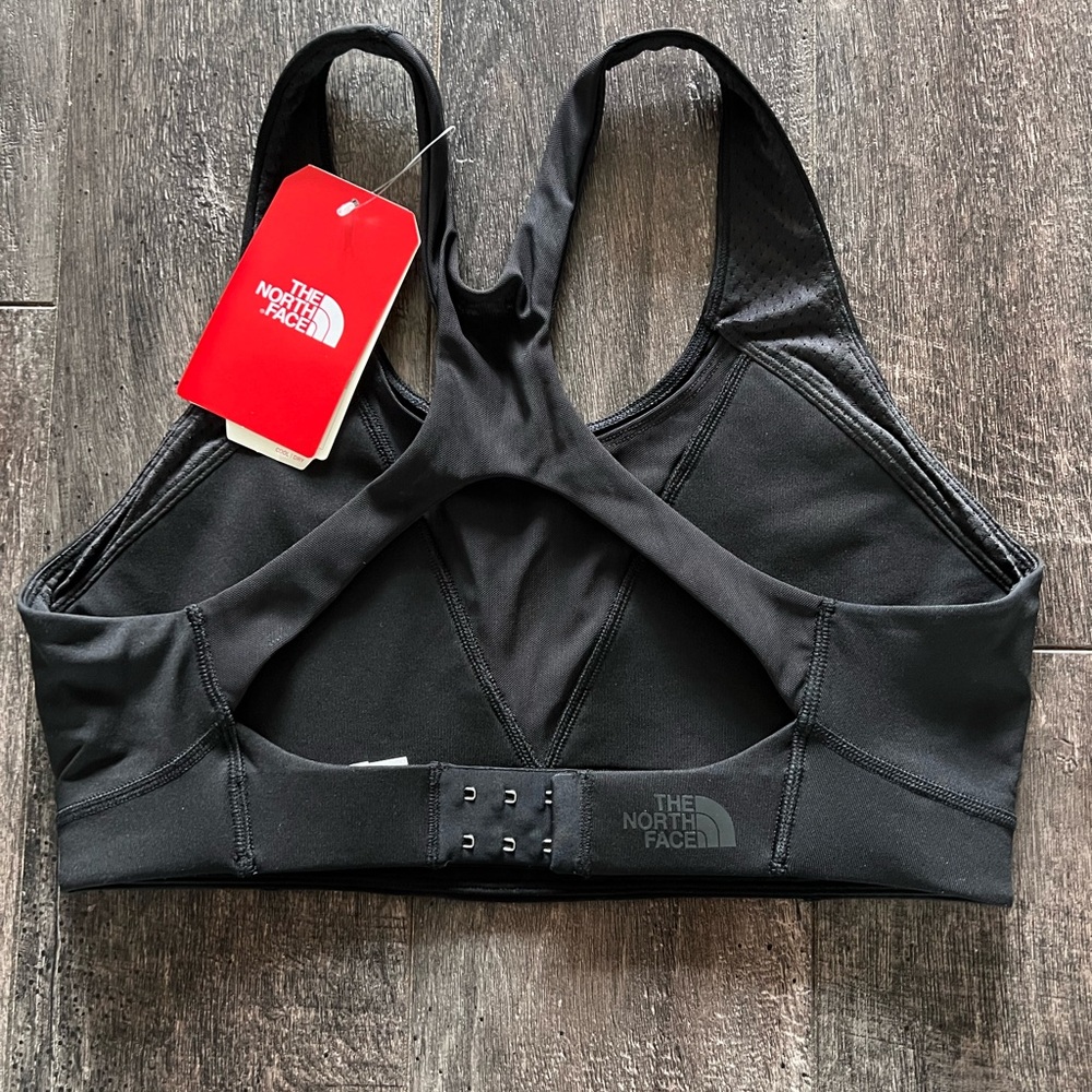 NWT, The North Face Women’s Stow N Go Bra, Size Large (cup A/B)